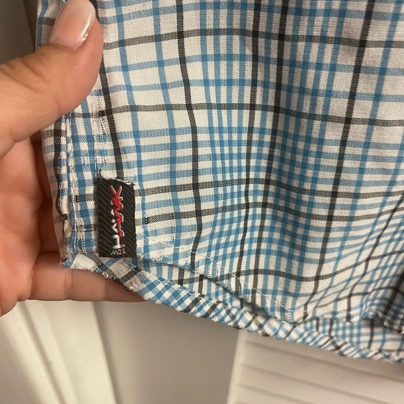 Hawk by Tony Hawk Y2K Size XL (Runs Small) Short Sleeve Button Down-Like New - Picture 5 of 6